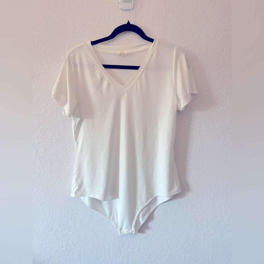 Ninexus XL white bodysuit